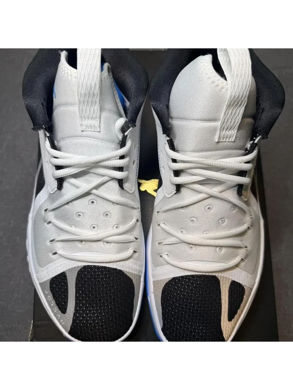 Jordan Zoom Separate White/Black Blue Basketball, size 11.5